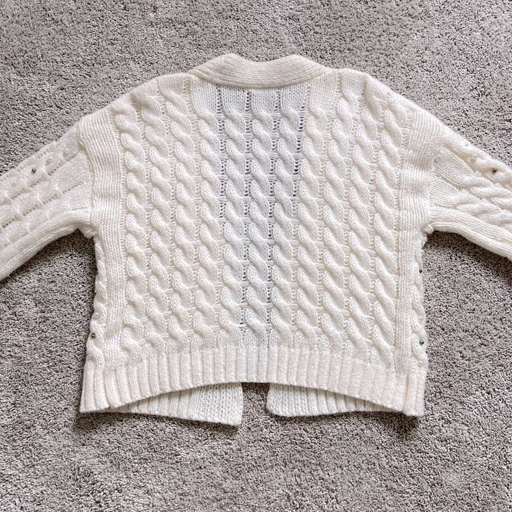 eesome • Ivory Chunky Knit Embellished Cardigan